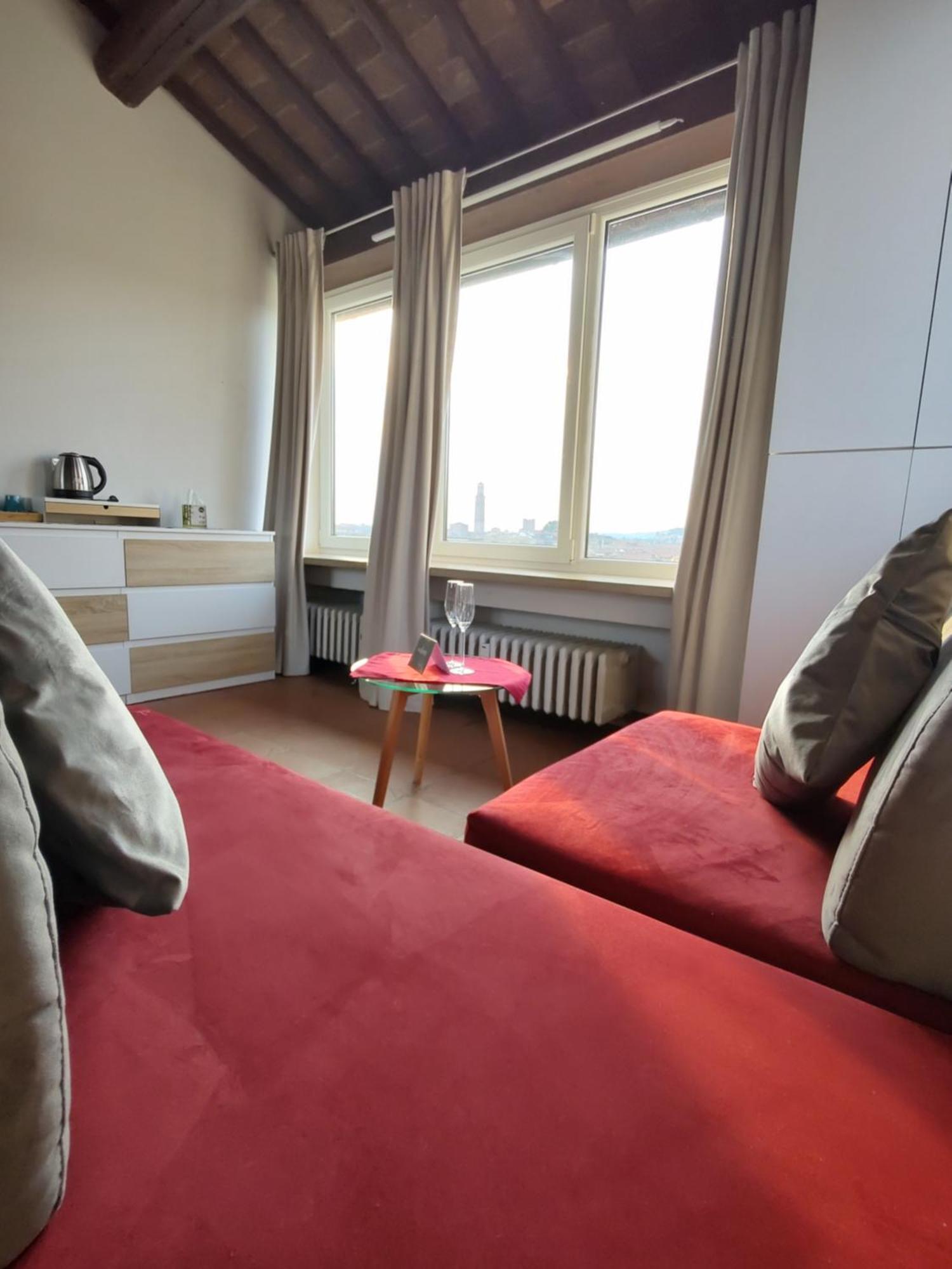 Verona Relax & Stay Rooms Extérieur photo